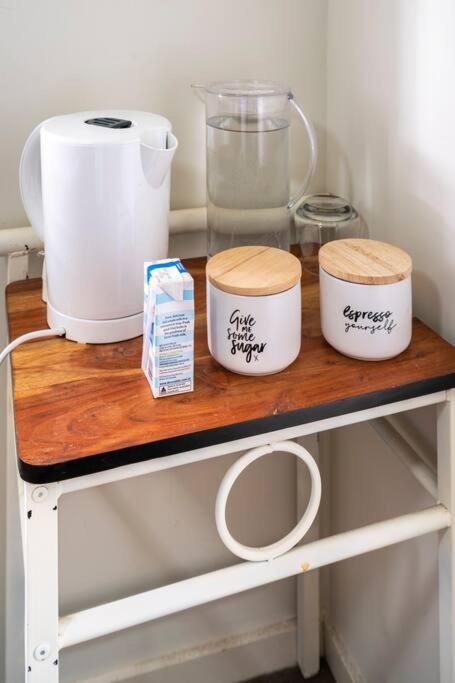 Room With Separate Bath In Shared Homestay 레드클리프 외부 사진