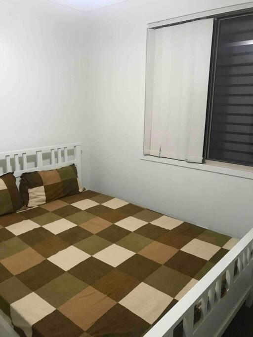Room With Separate Bath In Shared Homestay 레드클리프 외부 사진