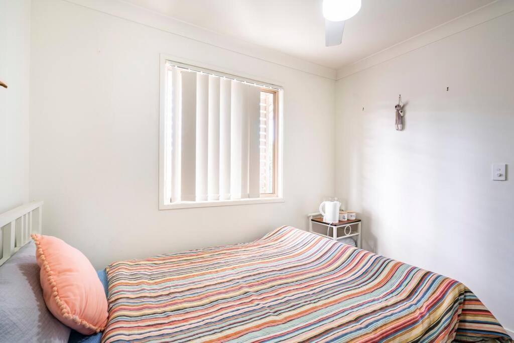 Room With Separate Bath In Shared Homestay 레드클리프 외부 사진